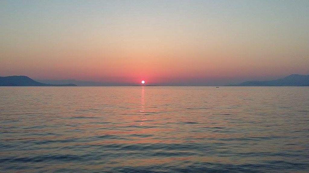 Sunset Beach House Kato Alepokhorion Esterno foto